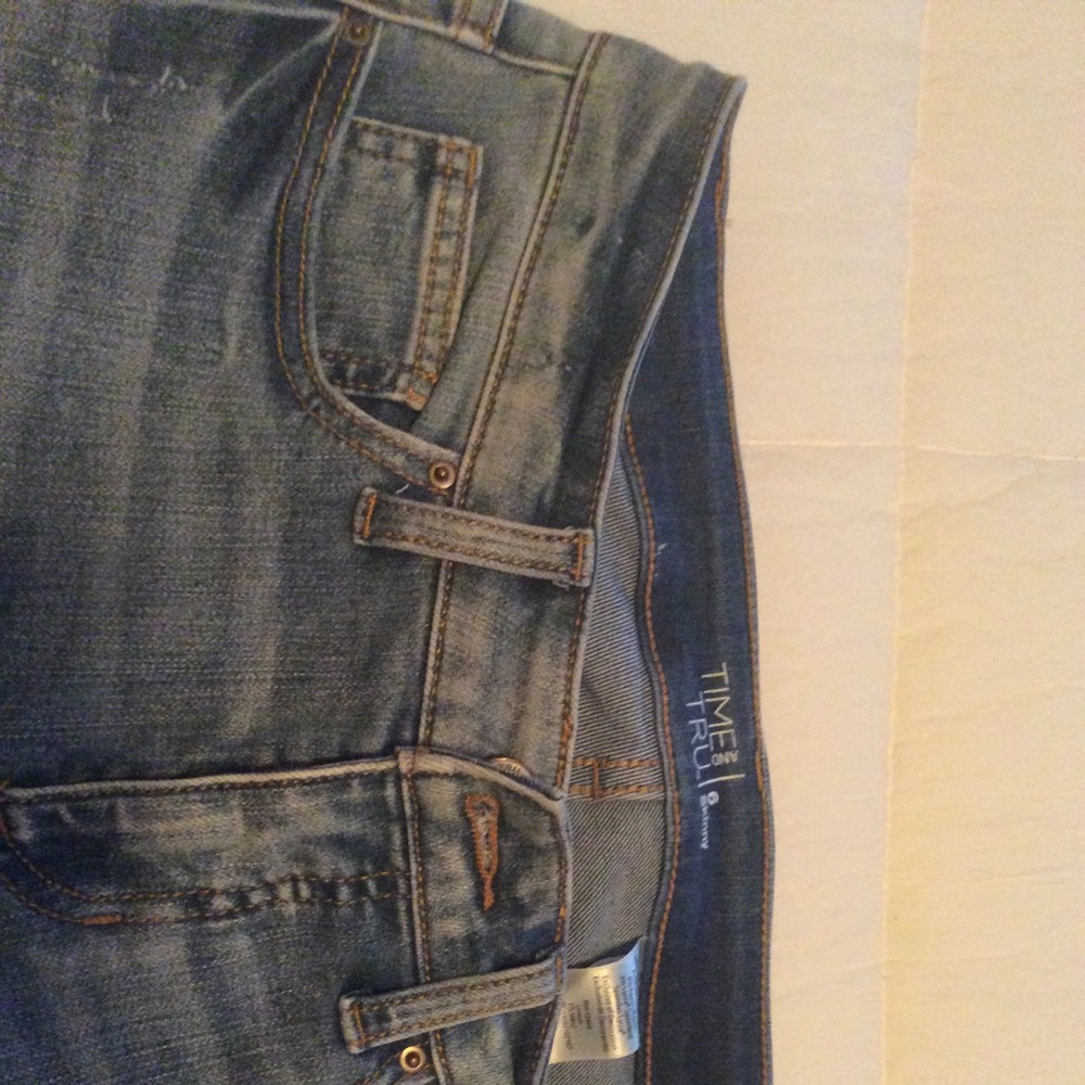 Jeans - Picture 3 of 4